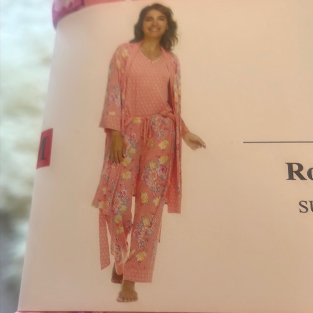 Flora Nikrooz Pink Robe with Delicate Pattern - Picture 2 of 4